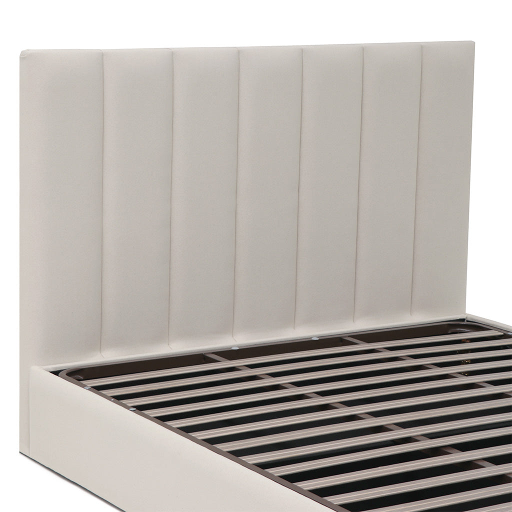 Cama c/Arrumação Ondas Verticais