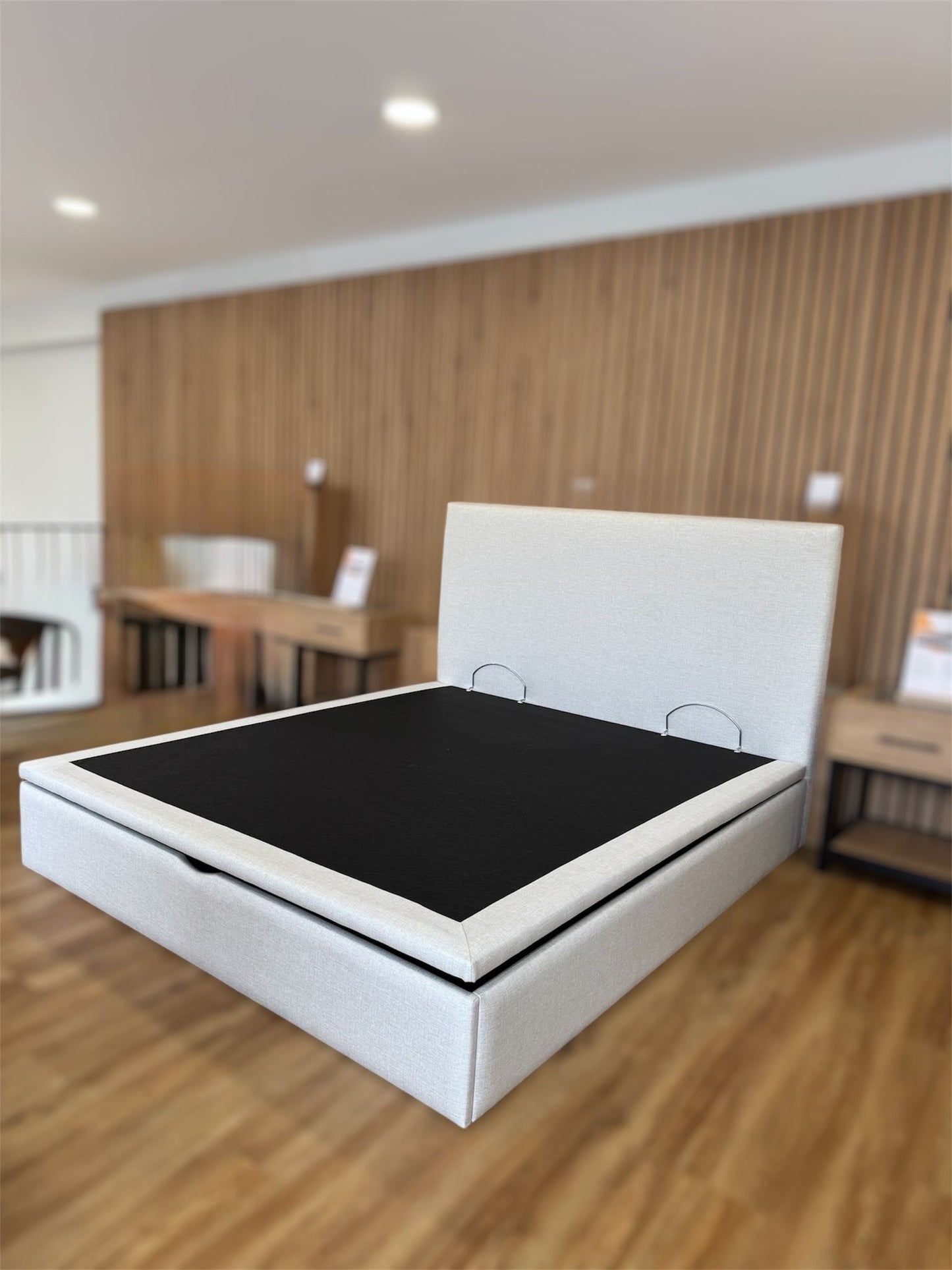 Cama c/Arrumação Lisa